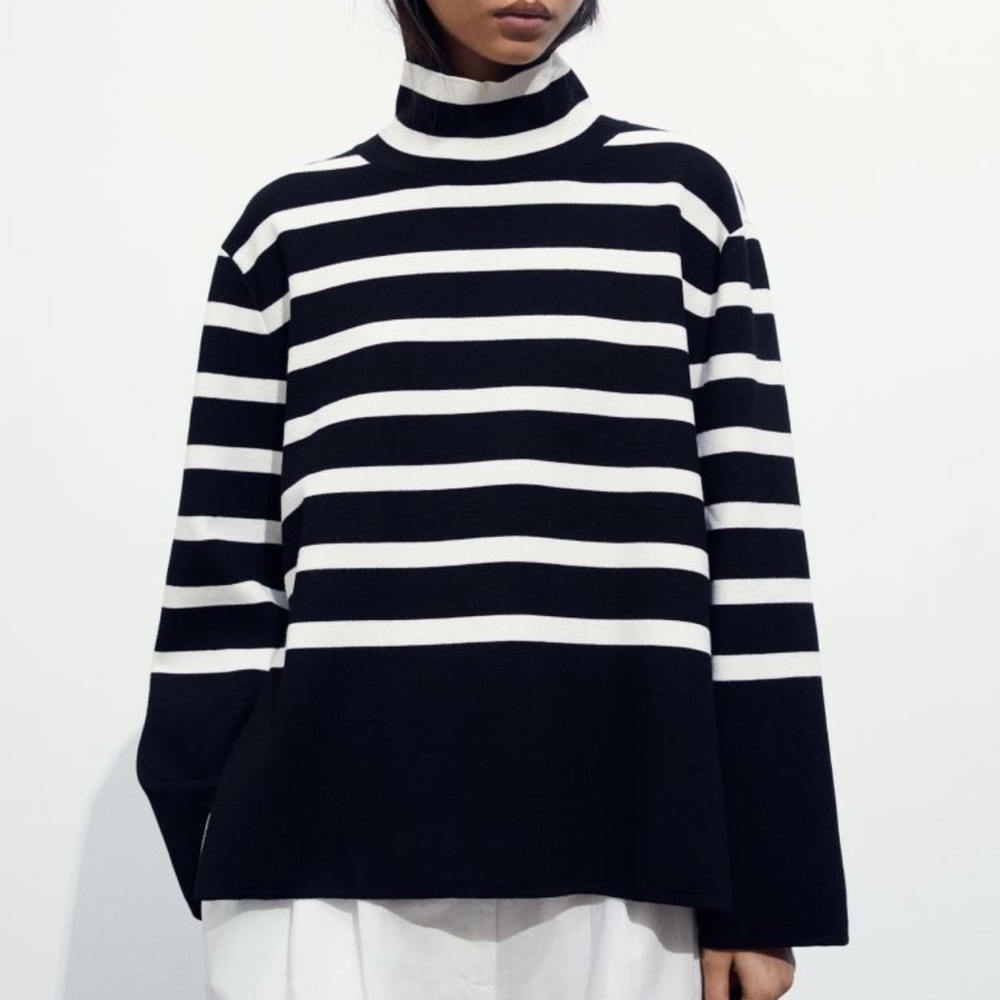 HM Striped Mock Turtleneck Sweater (S)